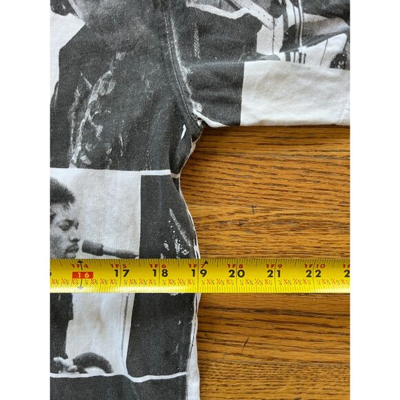Jimi Hendrix Black White Graphic Photos T Shirt Tee Top Mens Size Large - Picture 7 of 7